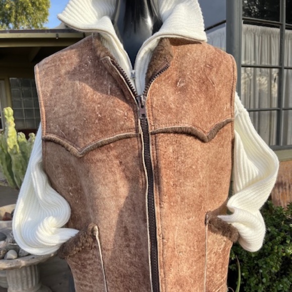 Men's / Women's / Unisex - Vintage New Zealand Sheepskin Wool Vest - Size 40 - Picture 6 of 16